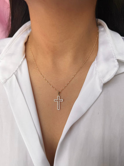 Cruz zirconia silueta